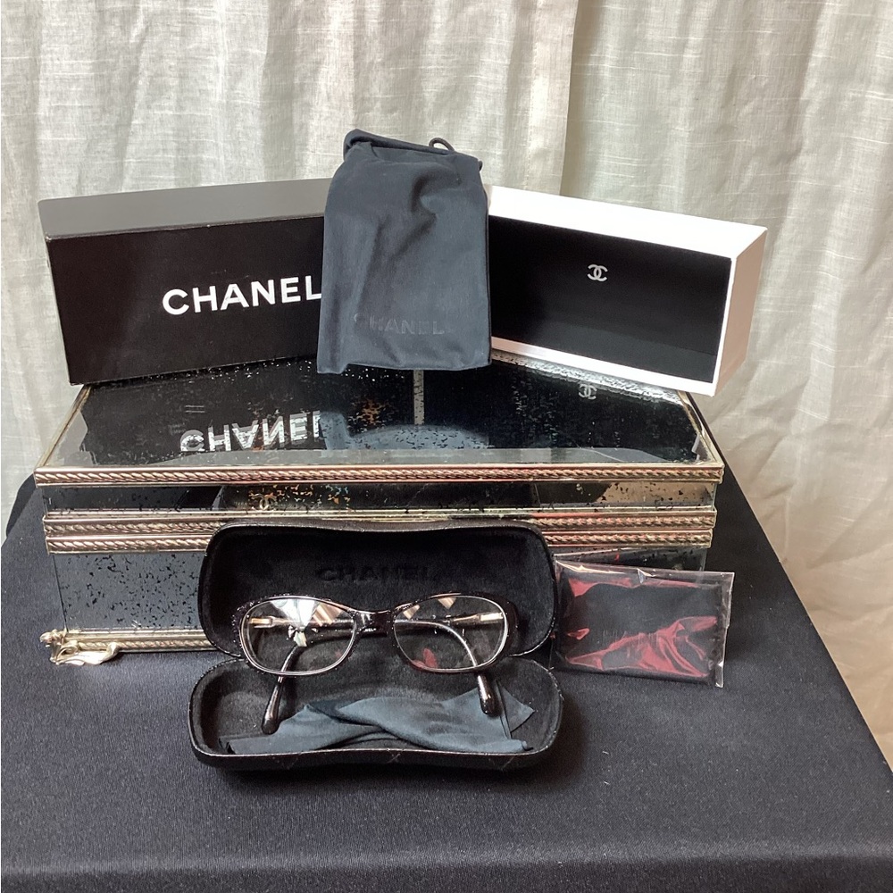 CHANEL Kids eyeglasses SET - Picture 4 of 13